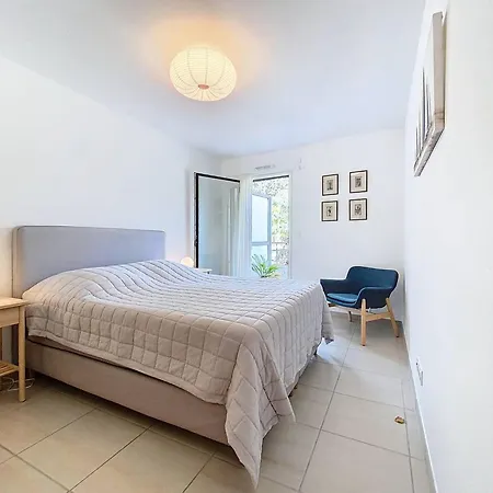 à 150m Des Lecques, Climatisé, Piscine, Terrasse, 2 Chambres, Parking - 4 étoiles - Fr-1-770-29