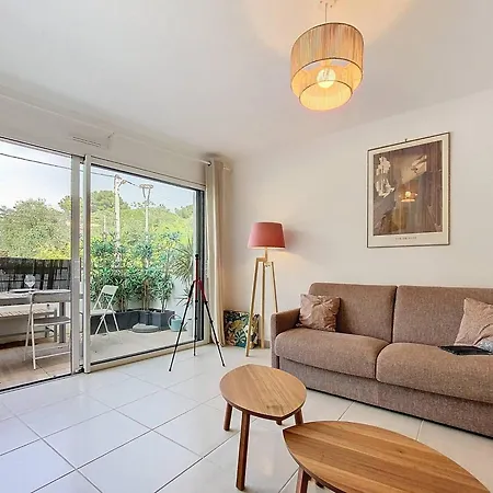 à 150m Des Lecques, Climatisé, Piscine, Terrasse, 2 Chambres, Parking - 4 étoiles - Fr-1-770-29 * Saint-Cyr-sur-Mer